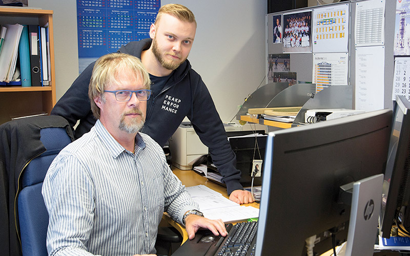 Vesa Kuusisto and Manu Hirvilammi use Agilon Portal