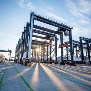 Konecranes RTG crane Port Houston.jpg