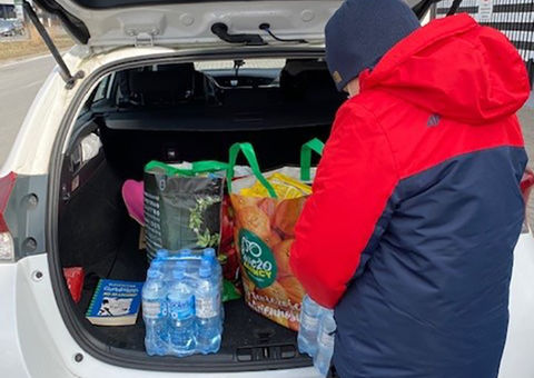 Konecranes staff join the aid effort given to Ukrainian refugees