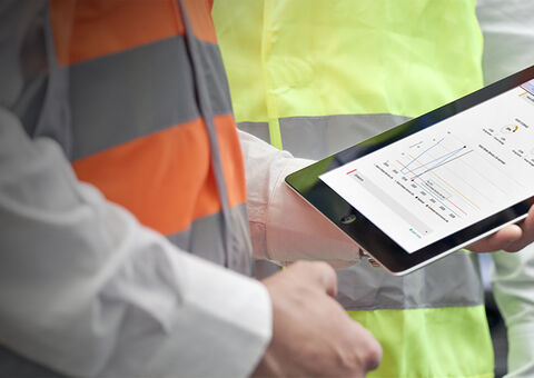 yourKONECRANES on a tablet