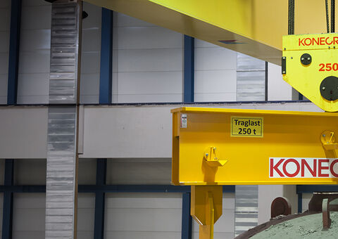 Konecranes SM crane