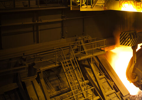 Konecranes ladle handling crane