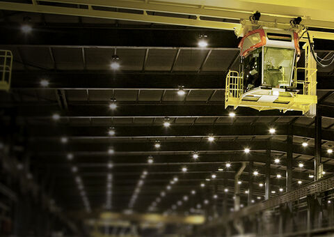 Overhead crane with steel coil