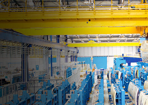 Automated crane for aircraft production