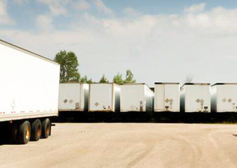 Warehouse trailer storage