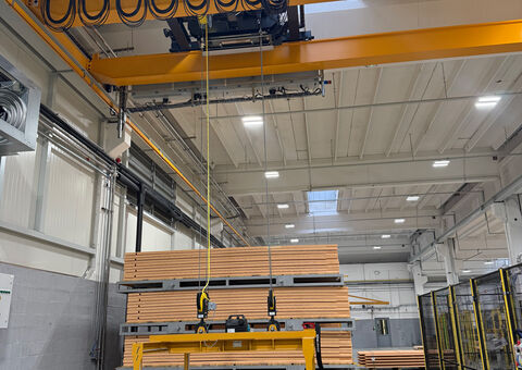 Customer_DG crane_Pellet handling_Isokon