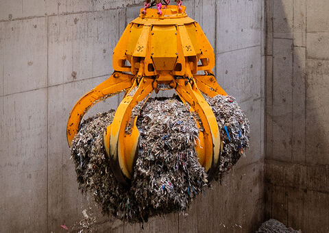 Konecranes waste handling crane at waste facility