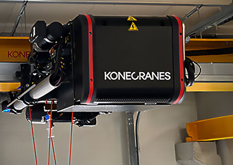 Konecranes X-series crane at Volvo Hungaria
