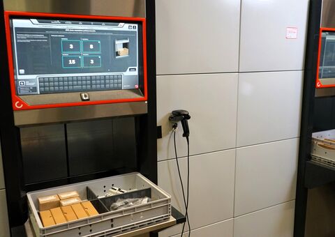 Agilon system software interface at an automated storage workstation