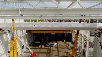 A tailored solution through close collaboration: Thanks to technical expertise and continuous coordination, Konecranes delivered an economically convincing crane system concept aligned with production requirements. (Image source: Konecranes)